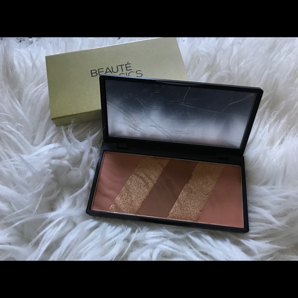 Beauté Basics Bronze Essentials - Picture 4 of 5